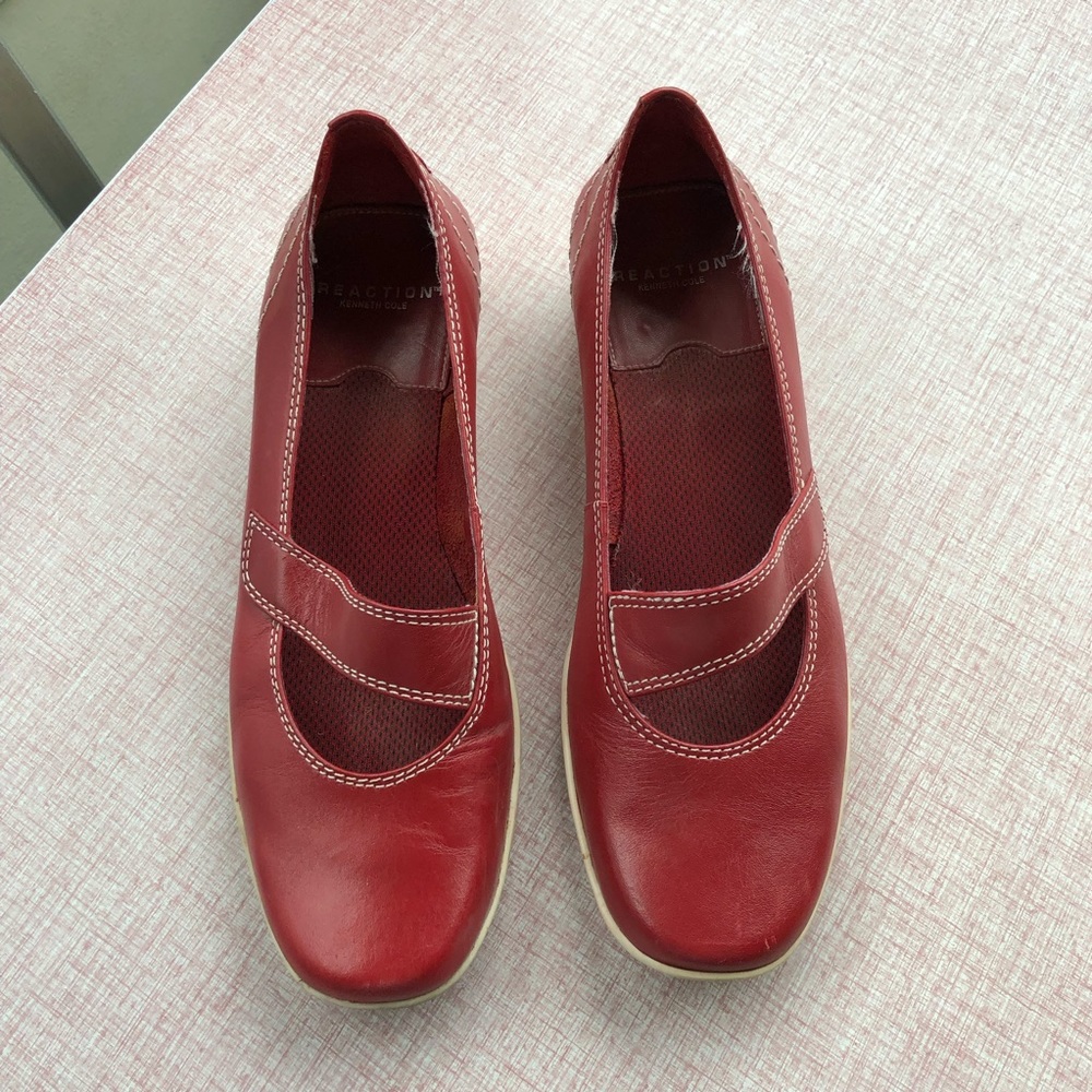 Kenneth Cole Reaction Mary Janes